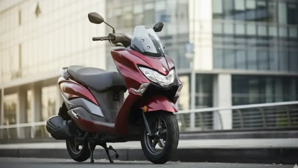 Front view of Suzuki Burgman Street 125 showcasing the wide front apron and LED lamp.