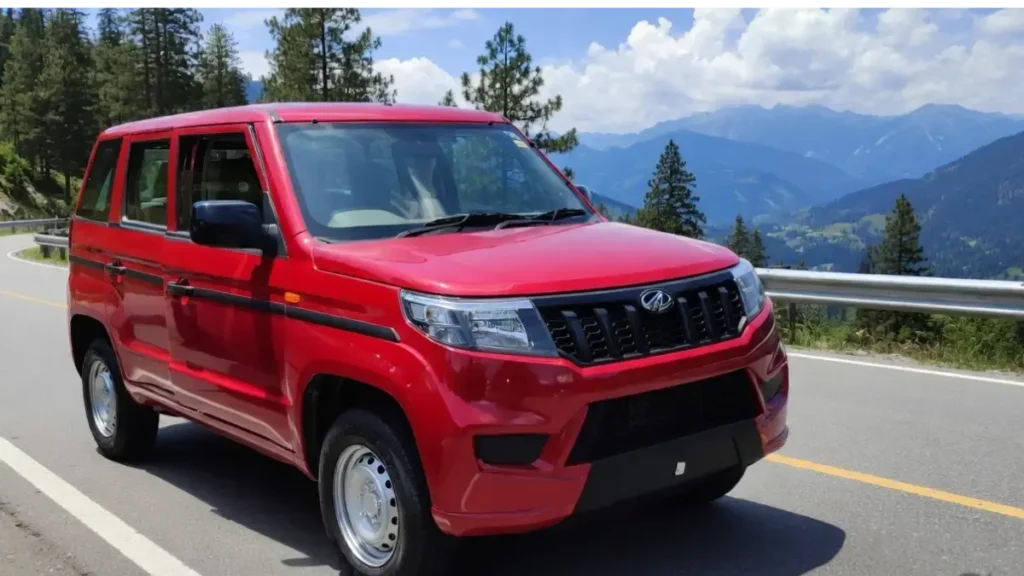 Side profile of Mahindra Bolero Neo N4 highlighting its high ground clearance.