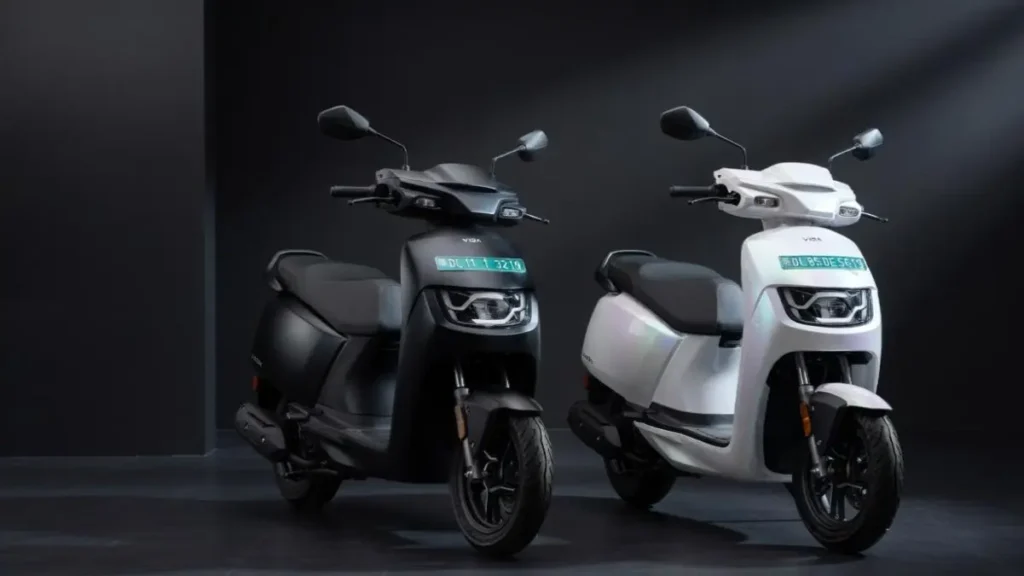 Side profile of Hero Vida VX2 showcasing its aerodynamic build and urban performance.