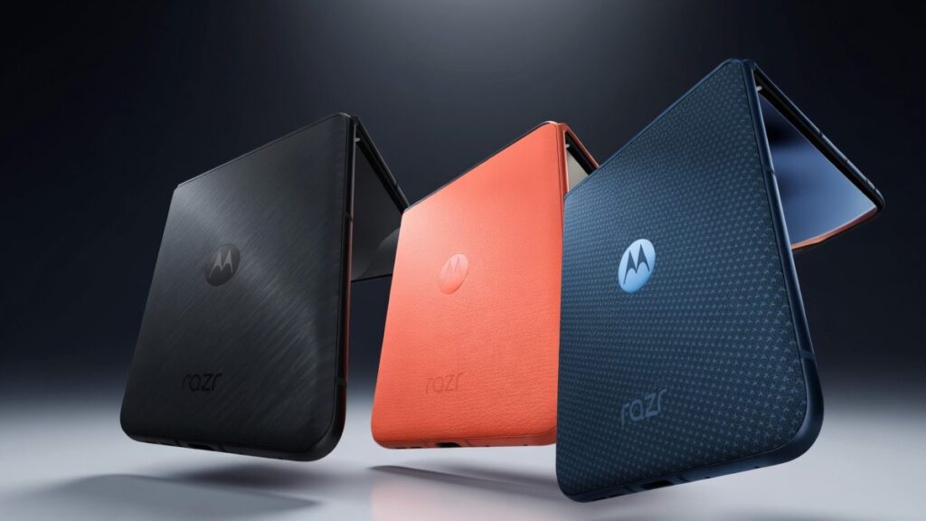 Motorola Razr 70 Ultra folded
